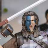 e Mel Gibson nelle vesti di William Wallace, l'impavido guerriero di "Braveheart"